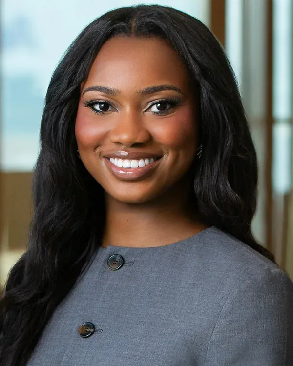 Akunna Ekeh, Legal — Internal Counsel